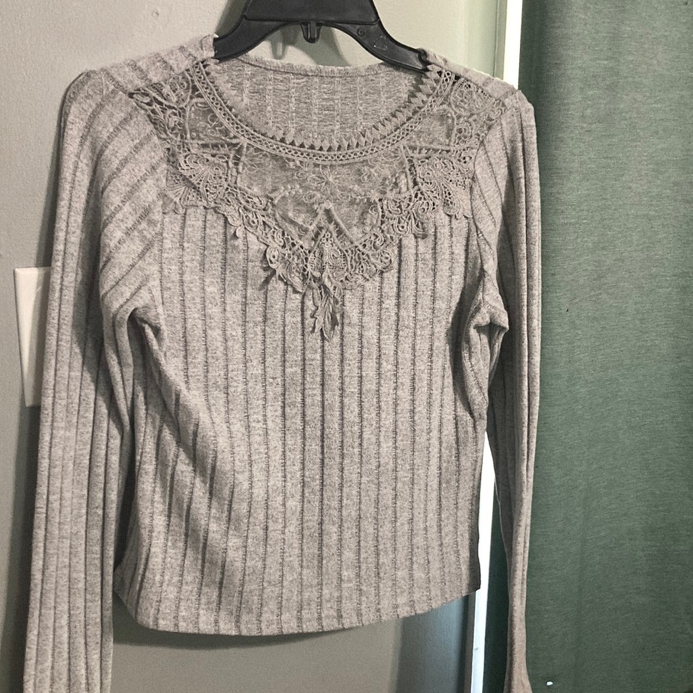 Grey long sleeve